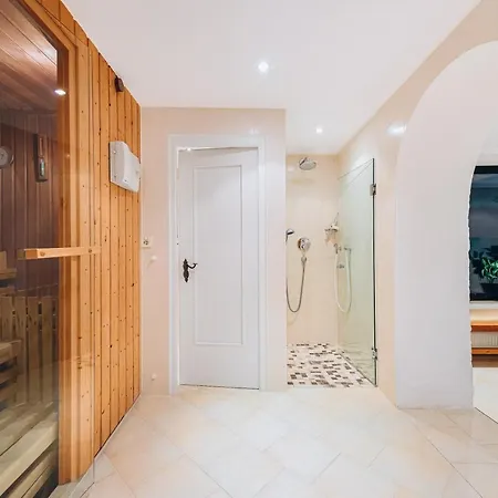 Weidegg - Garni Hotel