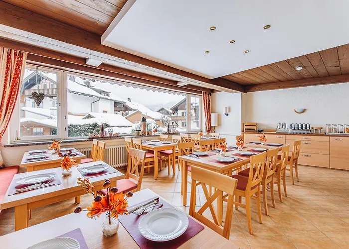 Weidegg - Garni 酒店 3*