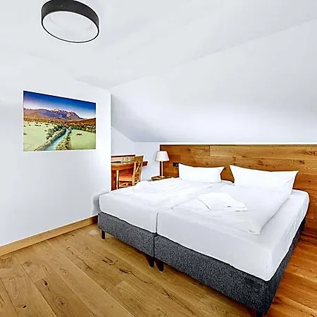 Garni Trifthof Hotel 3*